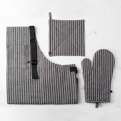 https://reluctanttrading.com/cdn/shop/products/Kitchen_Collection_Textiles_Cotton_Canvas_Rail_Road_Stripe_Reluctant_Trading_400x400.jpg?v=1629327011